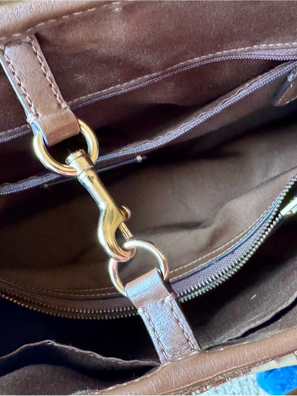 Coach Drawstring Carryall in Signature Canvas - Picture 7 of 11